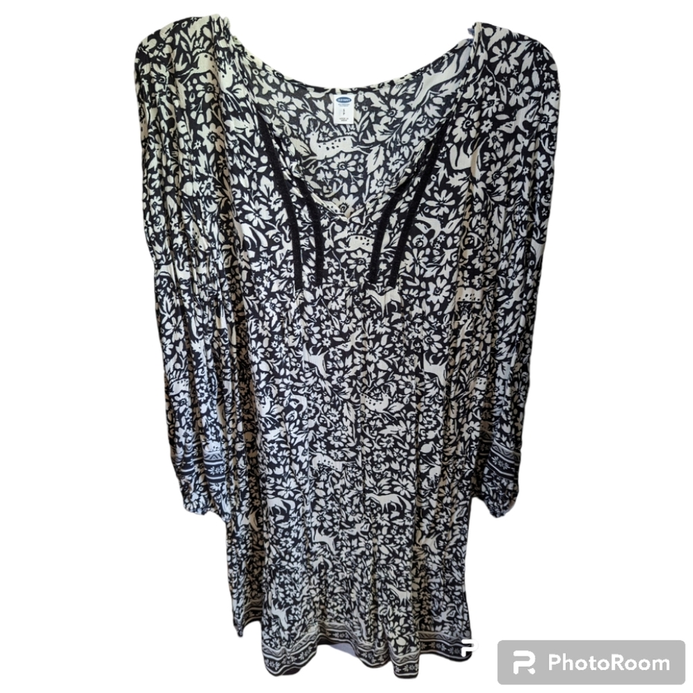 3/$15 Old Navy Dress - Black and White Floral, Size Small